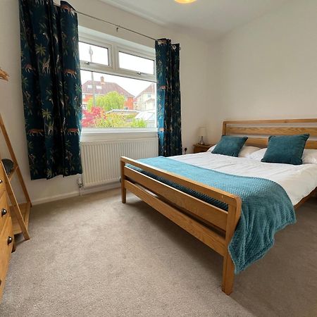 Gower Getaway - Parking & Ensuite Swansea Eksteriør billede