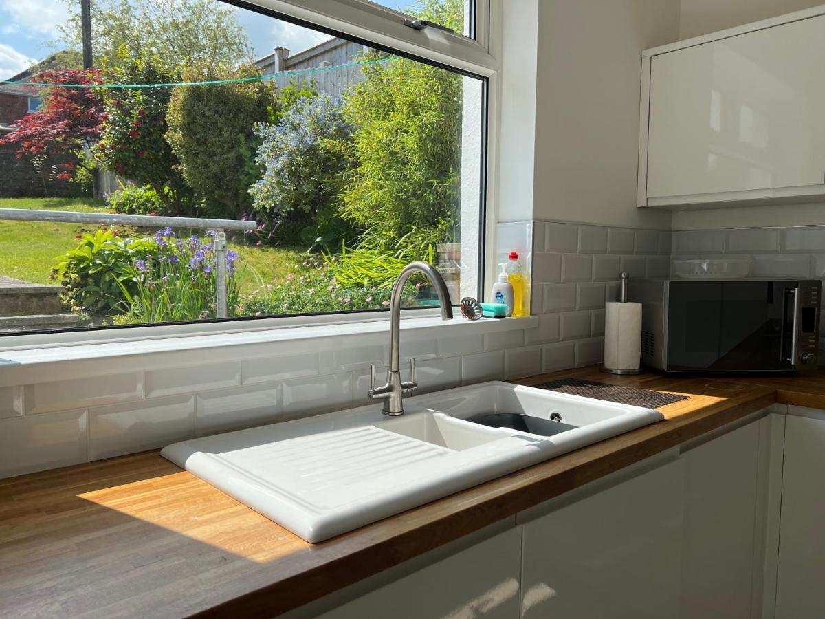Gower Getaway - Parking & Ensuite Swansea Eksteriør billede